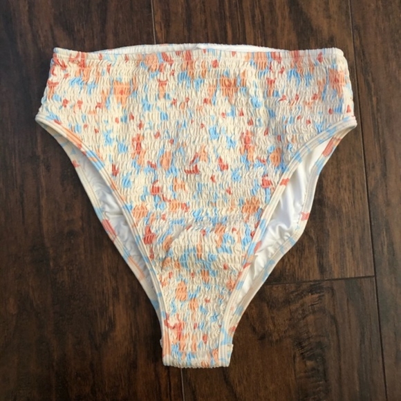 L*Space Goldie Top Barlette Bottoms Smocked Bikini - Picture 6 of 7